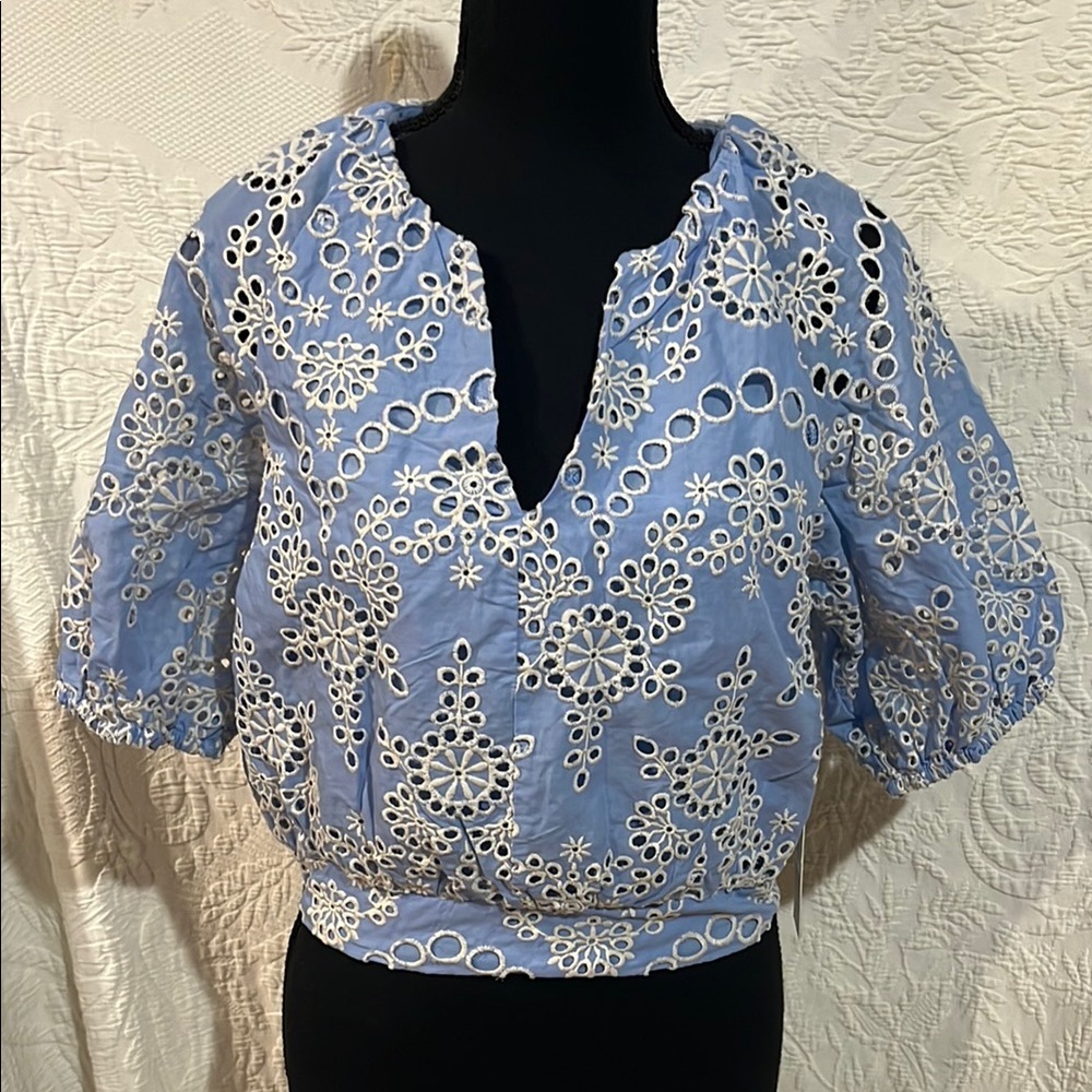 NVLT Blue and‎ White Eyelet Women's Top, size small, NWT